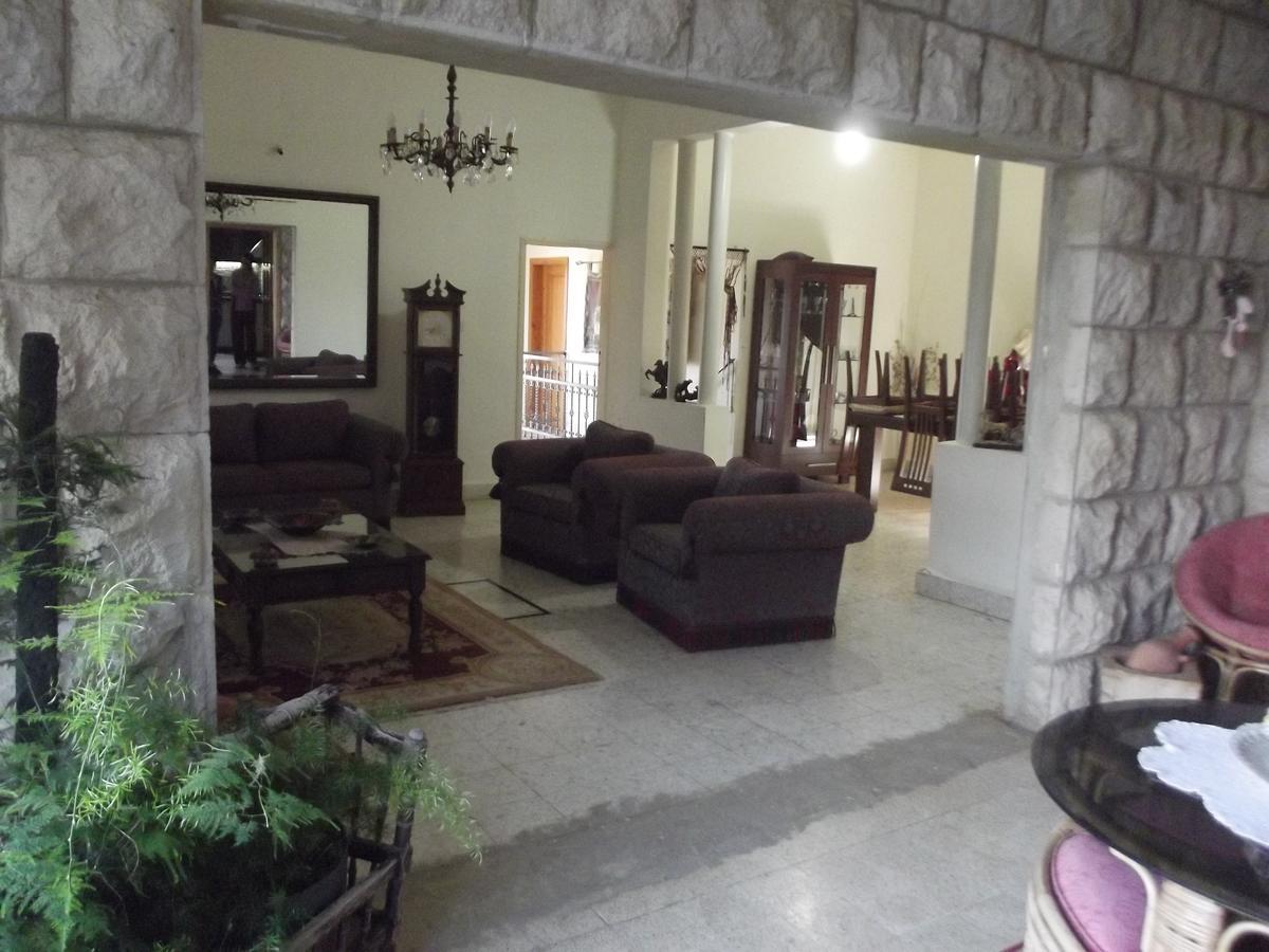 Mresty Guest House Mtolle Luaran gambar